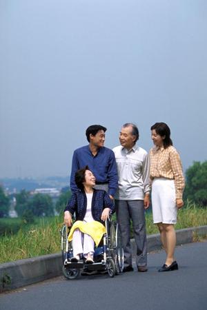 多摩市の眼科でものもらいの治療を受ける