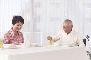 名東区で男性からも注目される審美歯科