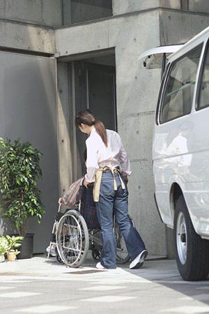 歯を美しくすることはアンチエイジングになります