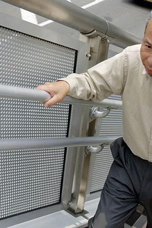 PRP療法を行う再生医療センター