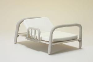 インプラント治療歴50年以上の歯科クリニックです。