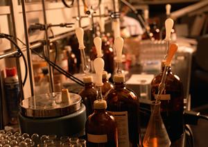 感染症対策が徹底された清潔感のある病院